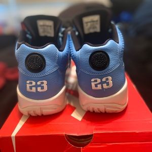 Jordan 9 Pantone Low
